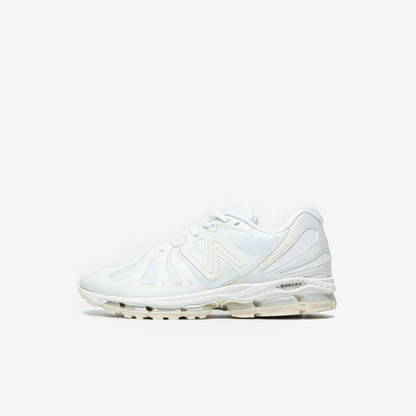NB 1890 "White Cream"