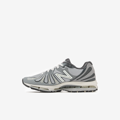 NB 1890 "Grey Day Pack"