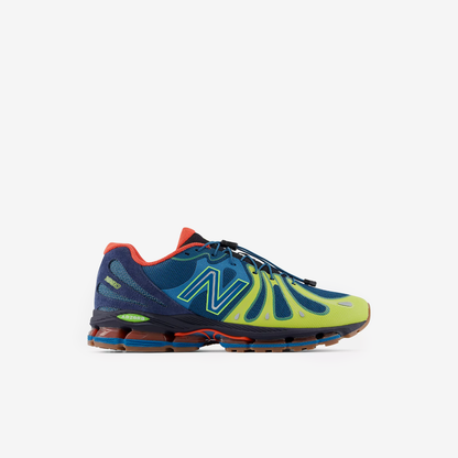 NB 1890 "STREAMSONG with ALKALINE GREEN and DARK NIGHT"